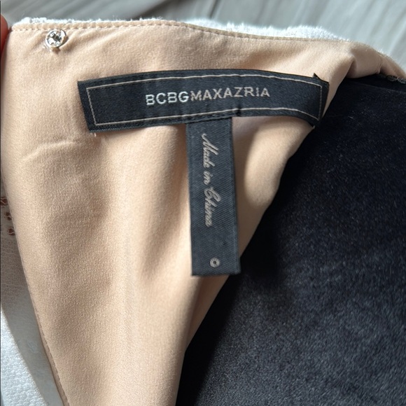 Tres Chic and Unique Vivian Dress NWOT - the back is gorgeous and flirtatious - Picture 14 of 17